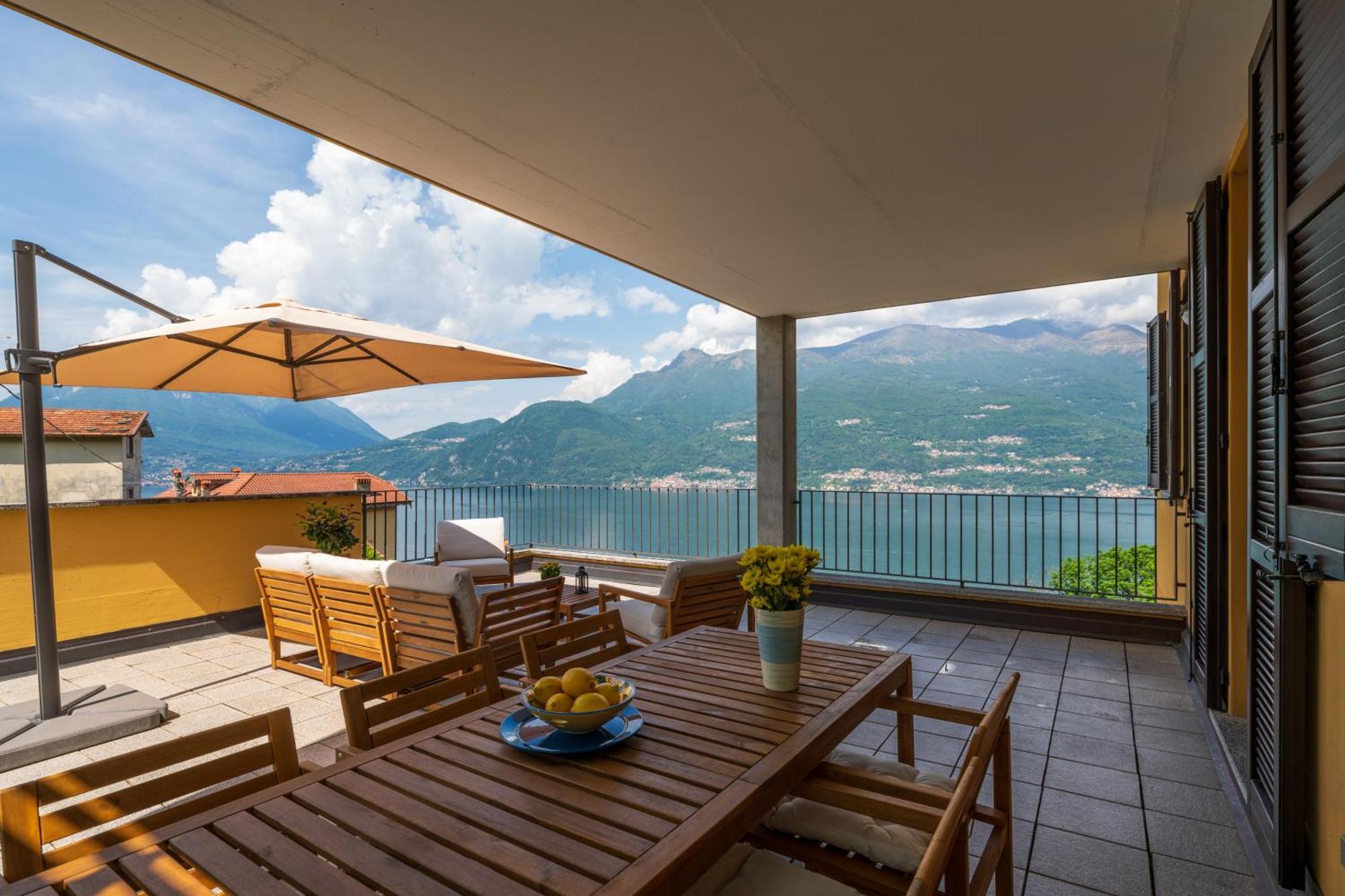 Stunning Apartment- Terrace And Swimming Pool Белано Екстериор снимка