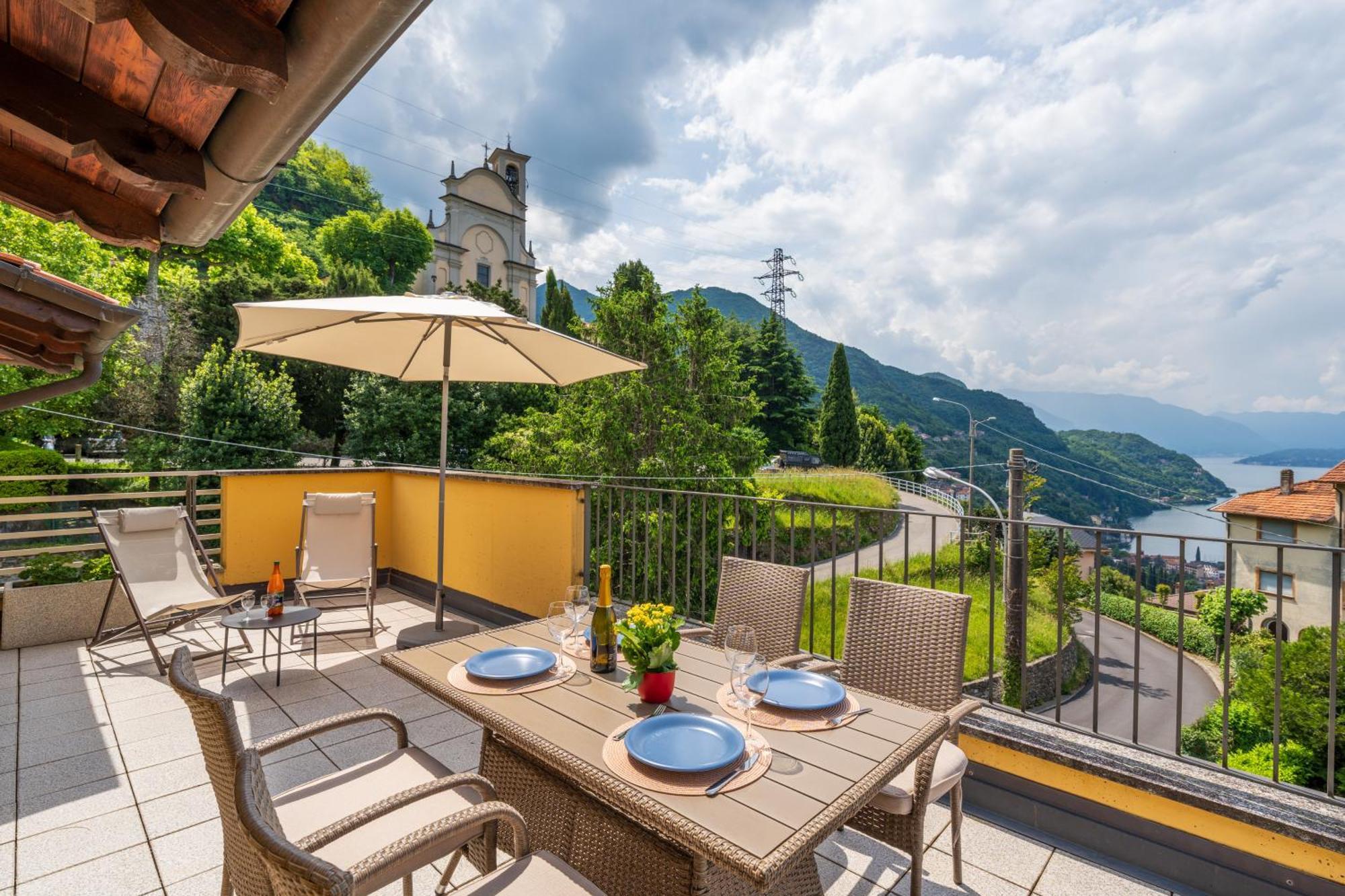 Stunning Apartment- Terrace And Swimming Pool Белано Екстериор снимка